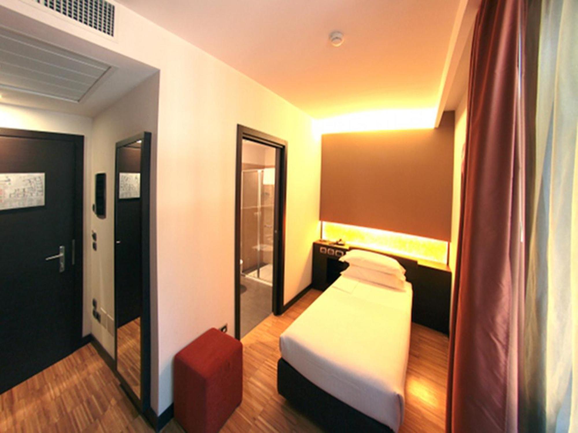 Postumia Hotel Design Oderzo Room photo